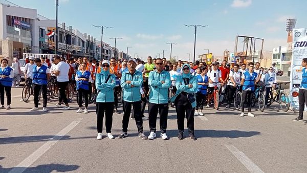 تحت رعاية الأستاذ الدكتور/ أشرف صبحى وزير الشباب والرياضة وأعطاء سيادته إشارة بدء سباق الماراثون على مستوى محافظات الجمهورية 