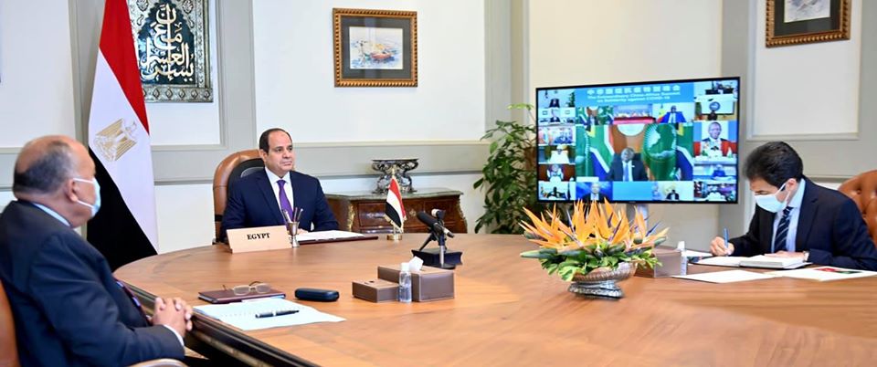 السيد الرئيس يشارك بالفيديو كونفرنس في قمة الصين افريقيا المصغرة بشأن التعاون في مكافحة كورونا.