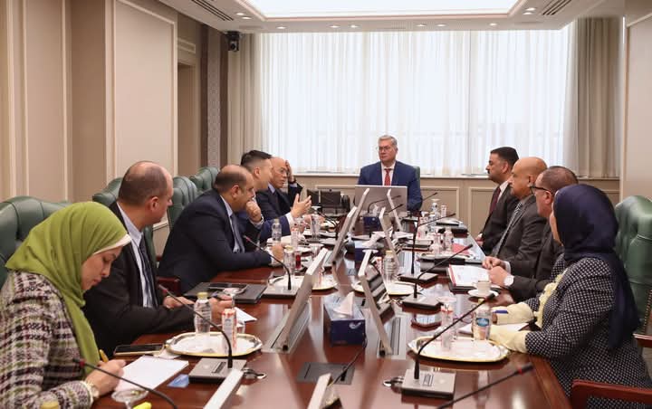 استقبل المهندس كريم بدوي، وزير البترول والثروة المعدنية، وفدًا من شركة شيماى الصينية القابضة احدى شركات القطاع الخاص الصينى الرائدة في مجال التعدين برئاسة ليجواو وو مؤسس