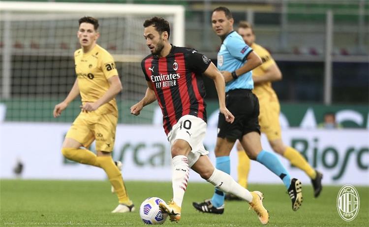 أنتر ميلان يفوز علي بودو جليمت 3-2 ويتأهل للدور النهائي بتصفيات الدوري الأوروبي.