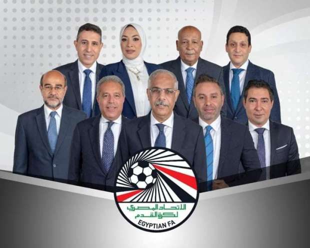 عضو اتحاد الكرة يعلق على سعادة جمهور الزمالك بالاعتذار عن المشاركة فى السوبر.
