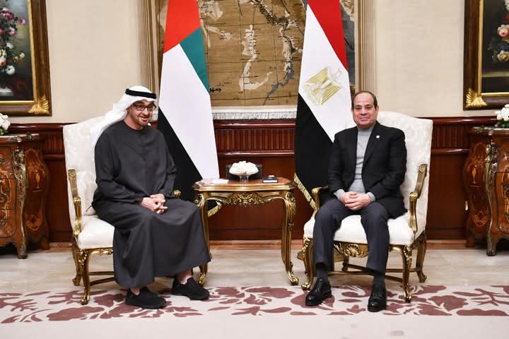 استقبل السيد الرئيس عبد الفتاح السيسي، مساء اليوم، سمو الشيخ محمد بن زايد آل نهيان رئيس دولة الإمارات العربية المتحدة.