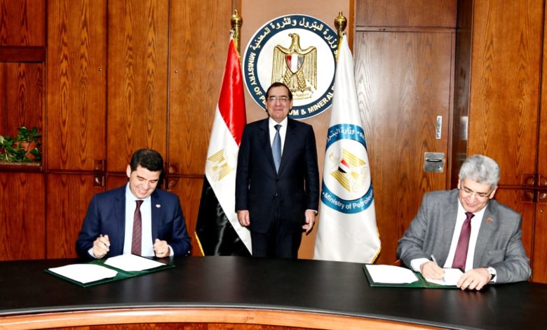 تعاون مصري أمريكي لتدريب العاملين بشركة بتروجت لإستخدام أحدث التكنولوجيات والتشغيل التجريبى لمشروع مجمع البحر الأحمر للبتروكيماويات