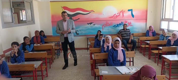 نظام باركود اعدادية السويس ينجح في ضبط طالبتين حاولتا النشر بغرض الغش.