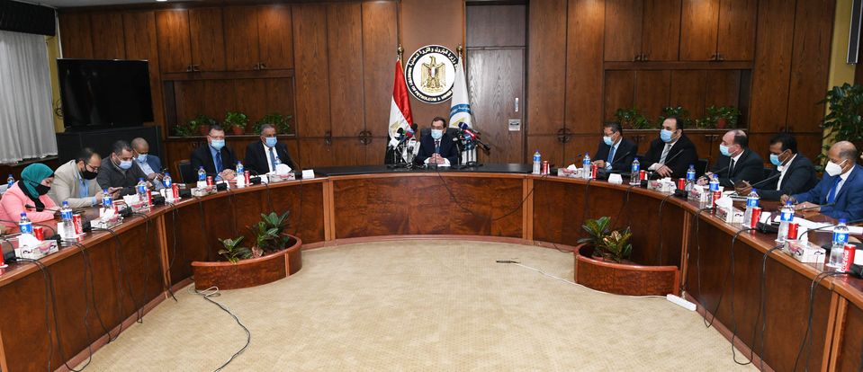  فوز 11 شركة عالمية ومصرية بـ82 منطقة للبحث عن الذهب في مصر ضمن أكبر مزايدة عالمية - طرح مزايدة عالمية جديدة للبحث عن 10 معادن