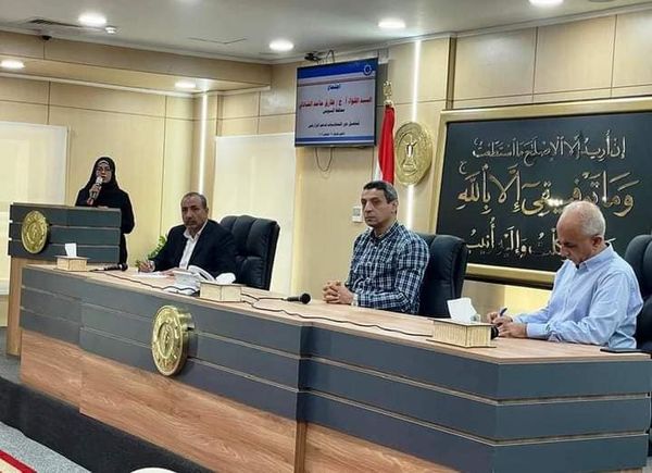 التقي اللواء أ. ح / طارق حامد الشاذلي محافظ السويس عددا من المزارعين والجمعيات الزراعية اجتماعا لمناقشة دور التعاوينات في دعم المزارعين، بقاعة الاجتماعات الرئيسية بمحافظة السويس