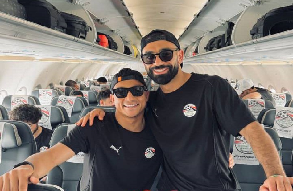 بعثة منتخب الفراعنة تغادر إلى غينيا بيساو على متن طائرة خاصة.