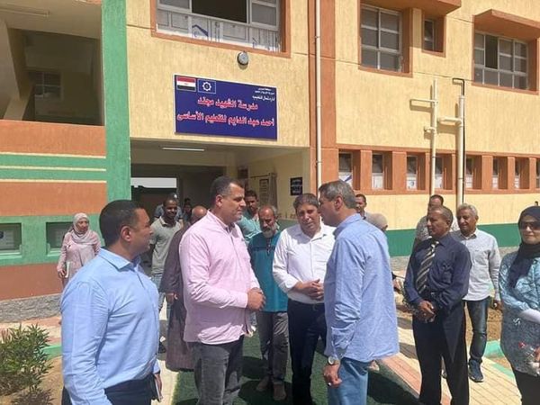 محافظ السويس يتابع الإستعداد لإستقبال العام الدراسي الجديد