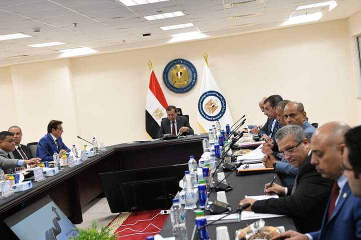 اعتماد أعمال جهاز تنظيم سوق الغاز عن العام المالى 2022