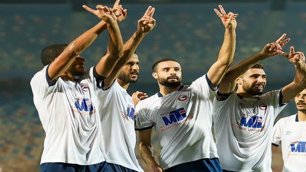 فيوتشر يفوز على البنك الاهلي بثنائية مقابل هدف في الدوري.