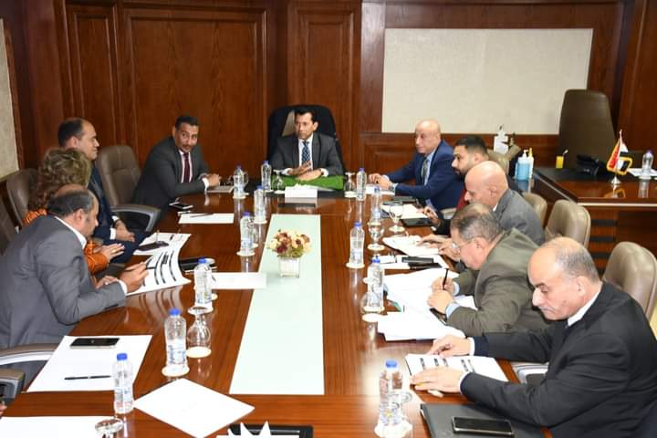 وزير الشباب والرياضة يجتمع بمجموعة من أعضاء مجلس النواب لمناقشة استكمال خطة تطوير المنشآت وملاعب مراكز الشباب