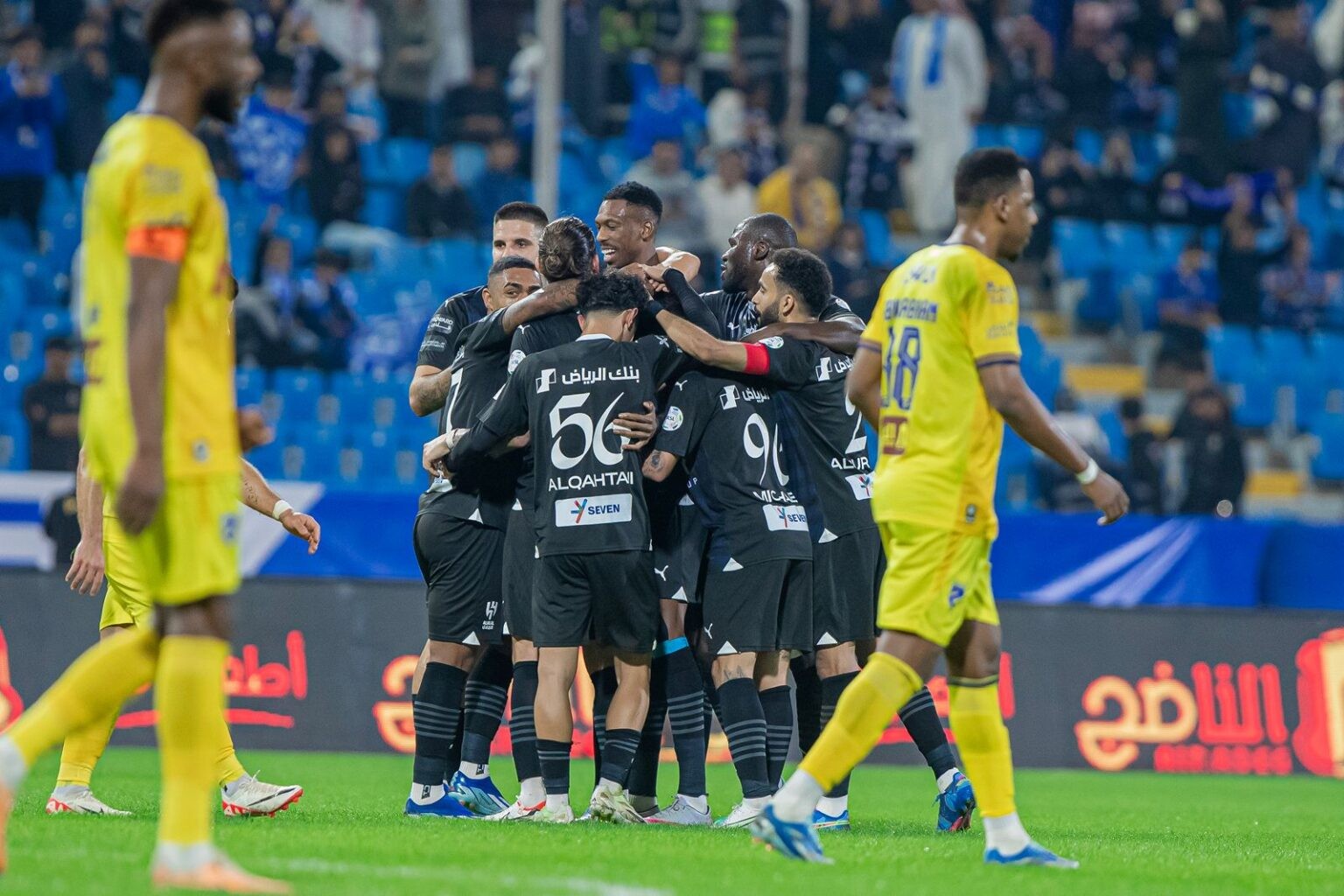 الهلال السعودي يضرب الحزم بتسعة أهداف نظيفة في دوري روشن.