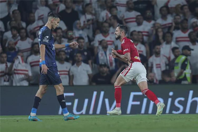 الأهلى يكتسح الزمالك بثنائية نظيفه ويتوج بطلاً للسوبر المصري للمرة الـ 12 في تاريخه.
