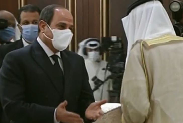 الرئيس يلتقى امير دولة الكويت ويقدم واجب العزاء فى الشيخ صباح الاحمد