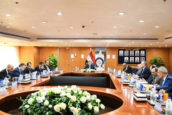 المهندس طارق الملا وزير البترول والثروة المعدنية خلال عمومية جنوب الوادى : نتوسع فى الغاز الطبيعى بالصعيد لتحقيق مردود يلمسه المواطن