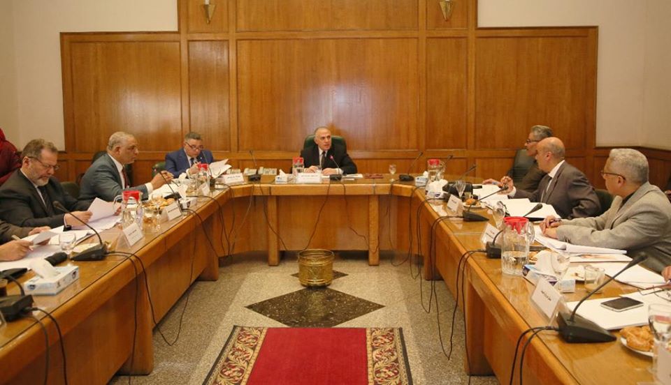 - وزير الري يترأس اجتماع اللجنة العليا لتراخيص الشواطئ بحضور محافظ البحر الأحمر وممثلى الوزارات والجهات المعنيه