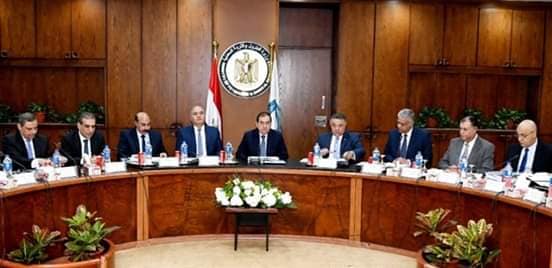 أكد المهندس طارق الملا وزير البترول والثروة المعدنية أن النتائج الإيجابية لأول مزايدة عالمية
