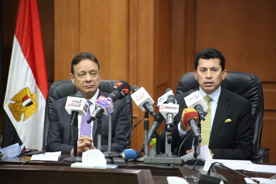 وزير الرياضة يبحث آليات مبادرة