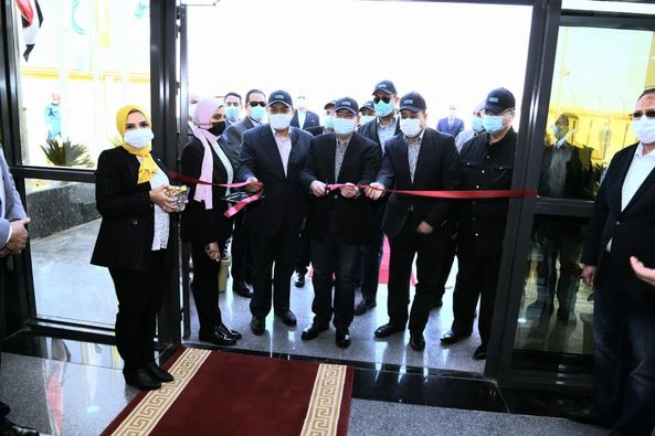 وزير البترول والثروة المعدنية يتفقد محطة ضواغط الغاز بدهشور