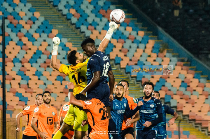 البنك الأهلي يكتسح سيراميكا بثلاثية لهدف في الدوري.