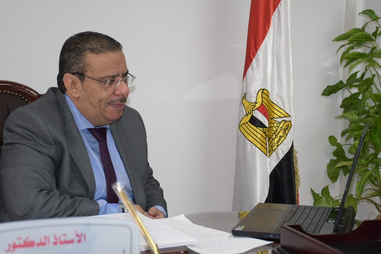 الدكتور أحمد زكي في أول أيام توليه رئاسة جامعة قناة السويس: خطة تطوير و تحول رقمي واستعدادات خاصة للعام الجديد