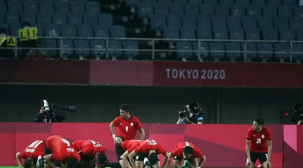 منتخب مصر يفوز على أستراليا بثنائية نظيفة ويتأهل إلى دور الثمانية بالأولمبياد.