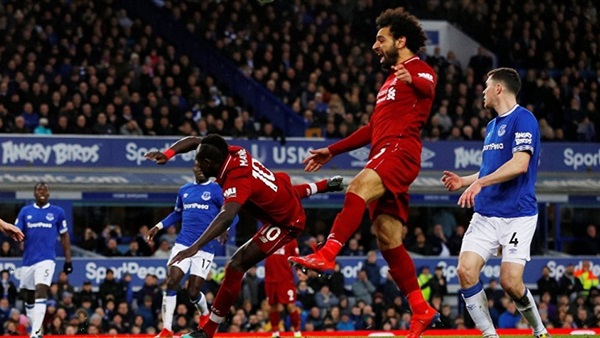 ميرور: محمد صلاح وسيلة ليفربول لإبعاد الجماهير عن ملعب ديربي الميرسيسايد.