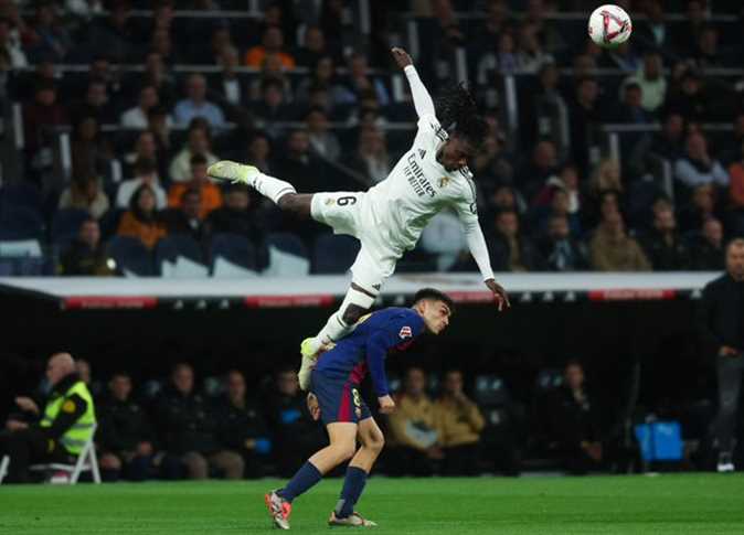موعد مباراة ريال مدريد وبرشلونة في نهائي السوبر الإسباني والقنوات الناقلة.