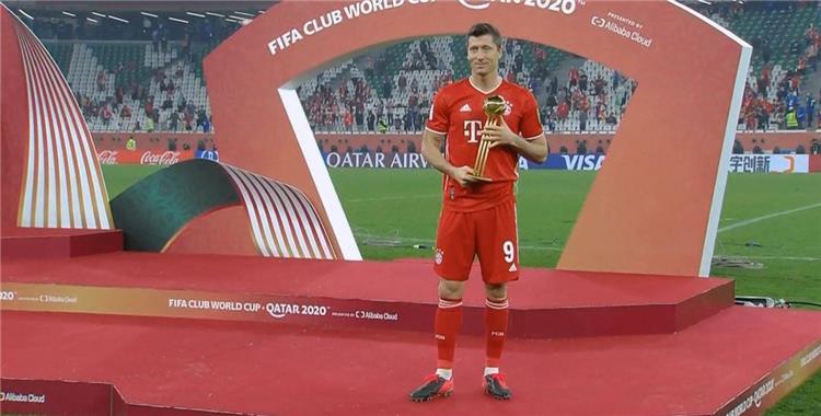 ليفاندوفسكي أفضل لاعب في كأس العالم للأندية.