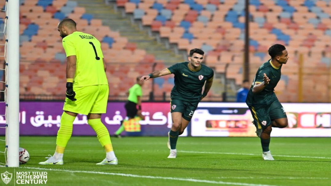 الزمالك يكتسح سيراميكا كليوباترا بثنائية نظيفة في الجولة الثانية من الدوري.