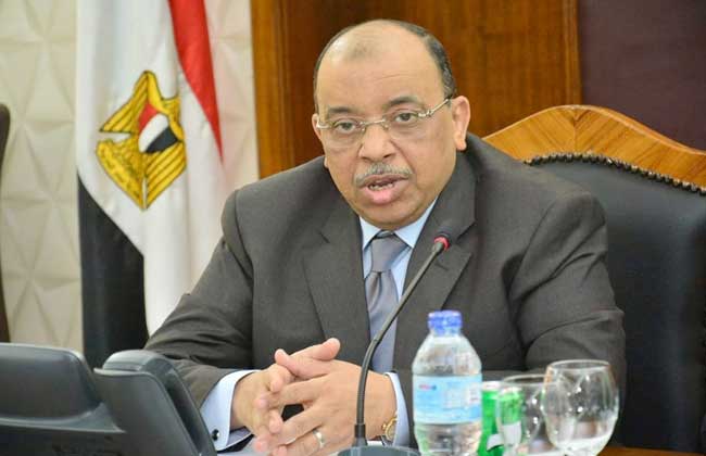 وزير التنمية المحلية يصدر اللائحة التنفيذية لقانون تنظيم انتظار المركبات بالشوارع بالمحافظات ومدن المجتمعات العمرانية