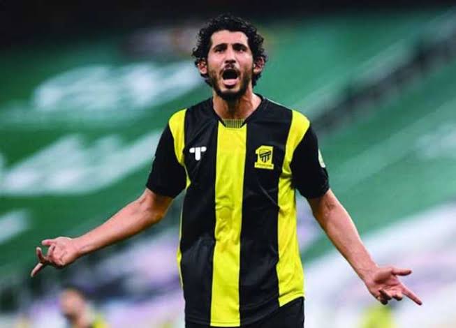 مصدر بالأهلي يحسم مصير صفقة أحمد حجازى.. أنه مدافع كبير ولكن لم نفاوضه.