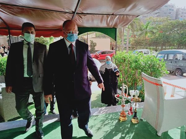 قام اللواء خالد عبد العال محافظ القاهرة بجولة مفاجئة بحي روض الفرج