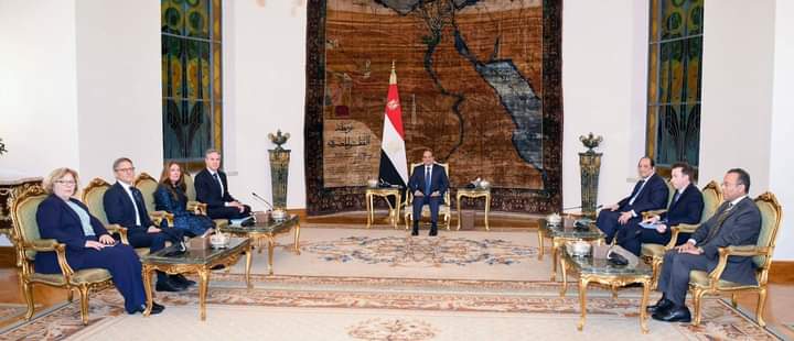 استقبل السيد الرئيس عبد الفتاح السيسي السيد 