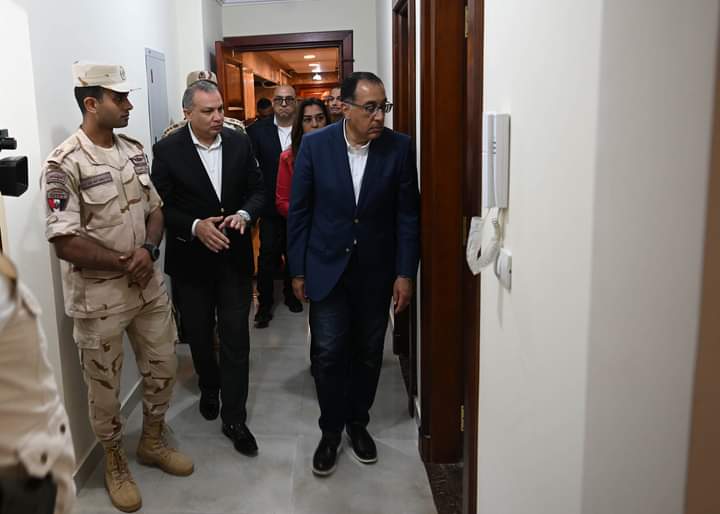 في إطار جولته بمحافظة دمياط: رئيس الوزراء يتفقد مشروع تطوير عواصم المحافظات والمدن الكبرى بمدينة رأس البر