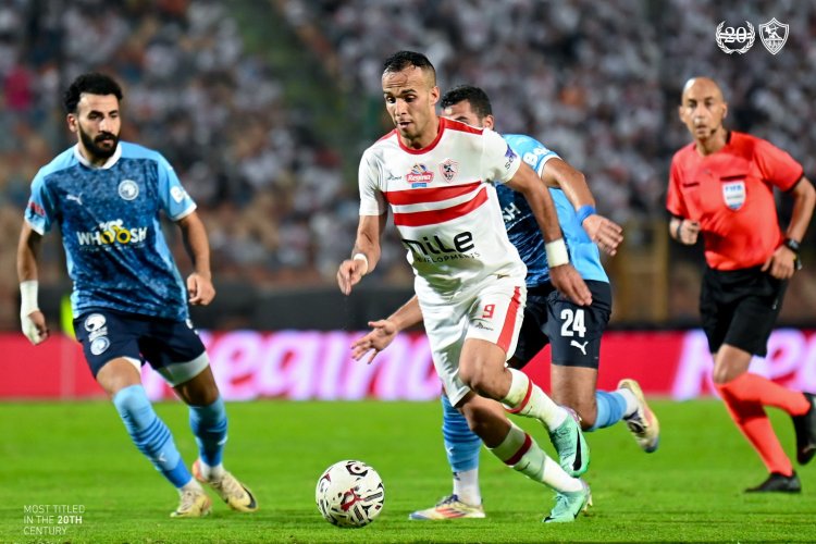 الزمالك يتعادل أيجابياً مع بيراميدز ويسهل طريق الأهلي في الدوري.