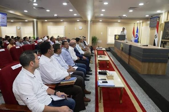 محافظ السويس يؤكد علي أهمية الإستفادة من حجم المعلومات في ندوة التوعية بالغازات الحربية وأساليب الوقاية منها