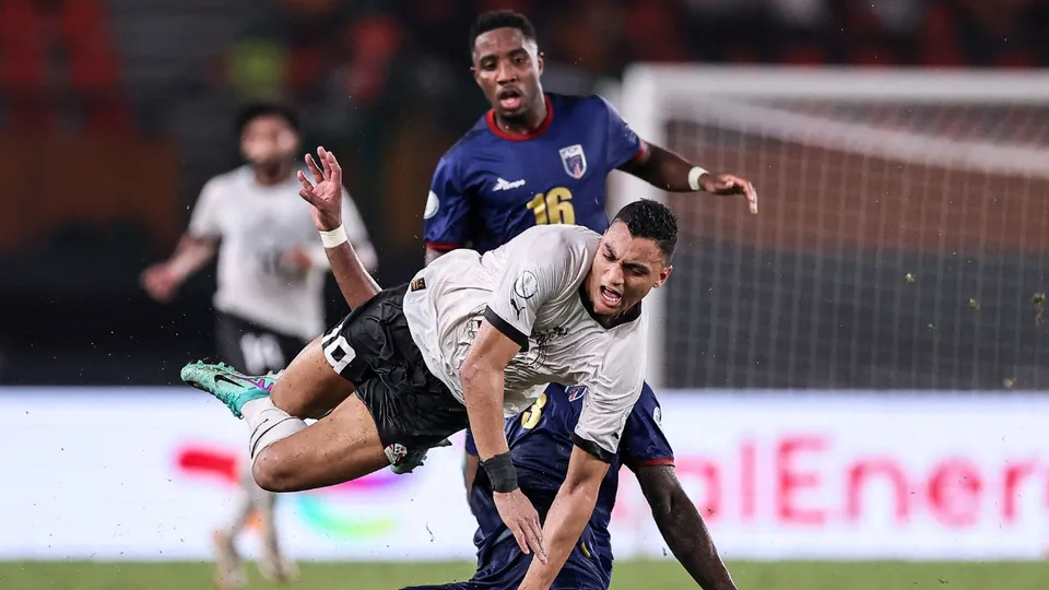 منتخب مصر يتعادل أيجابياً مع رأس الأخضر ويتأهل وصيف المجموعة في كأس الأمم الأفريقية.