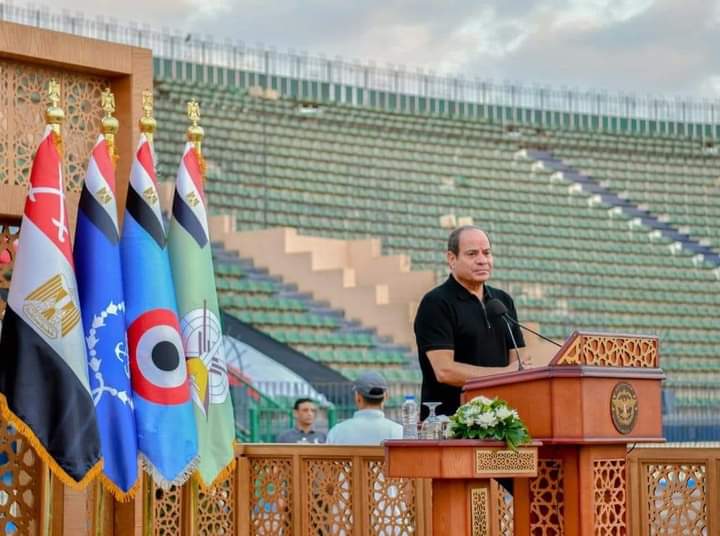 الرئيس السيسي خلال جولته اليوم بالأكاديمية العسكرية المصرية