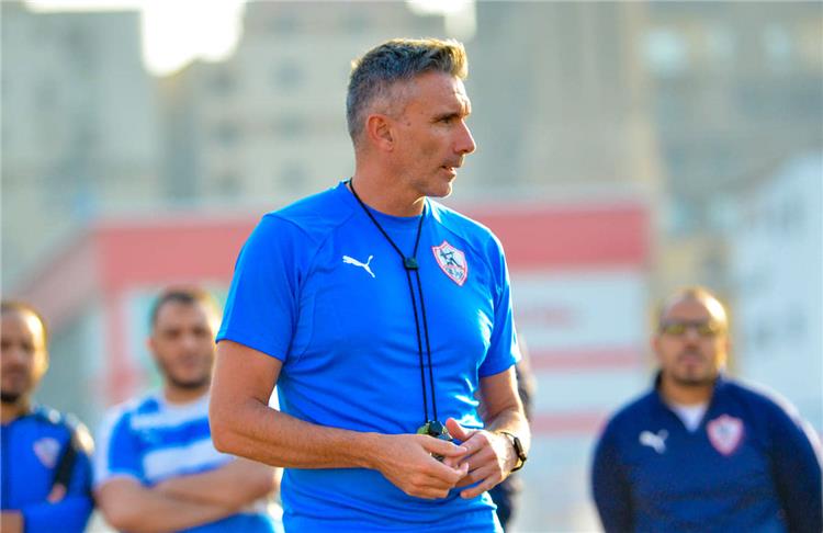 كارتيرون: فرص الزمالك في الدوري؟.. الفارق مع الأهلي كبير وهدفنا المركز الثاني.