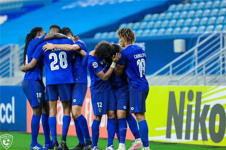 الهلال يطلب تأجيل مباراته في دوري أبطال آسيا بعد إصابة 15 لاعبًا بـ كورونا.