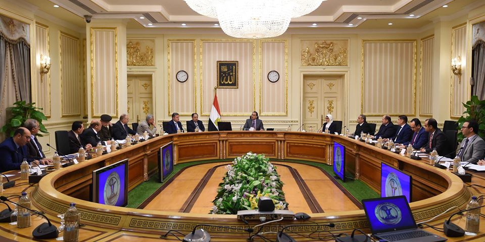 رئيس الوزراء يكلف بسرعة الانتهاء من اللائحة التنفيذية لقانون إنشاء الهيئة المصرية للشراء الموحد والإمداد والتموين الطبى