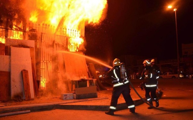السيطرة على حريق محدود بالهيئة العامة لمشروعات صرف الرى