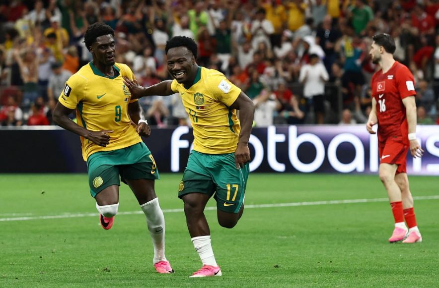 أستراليا تفوز على تركيا بثنائية نظيفة في كأس العالم 2023.