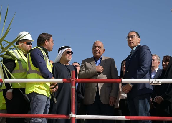 رئيس الوزراء يفتتح محطة 