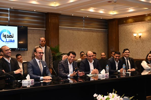 وزير الشباب والرياضة يشهد إطلاق المائدة المستديرة الأولي للبرنامج القومي لمواجهة الشائعات 