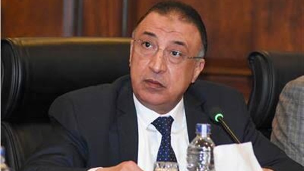 إغلاق 5 منشآت مخالفة بحي وسط الإسكندرية