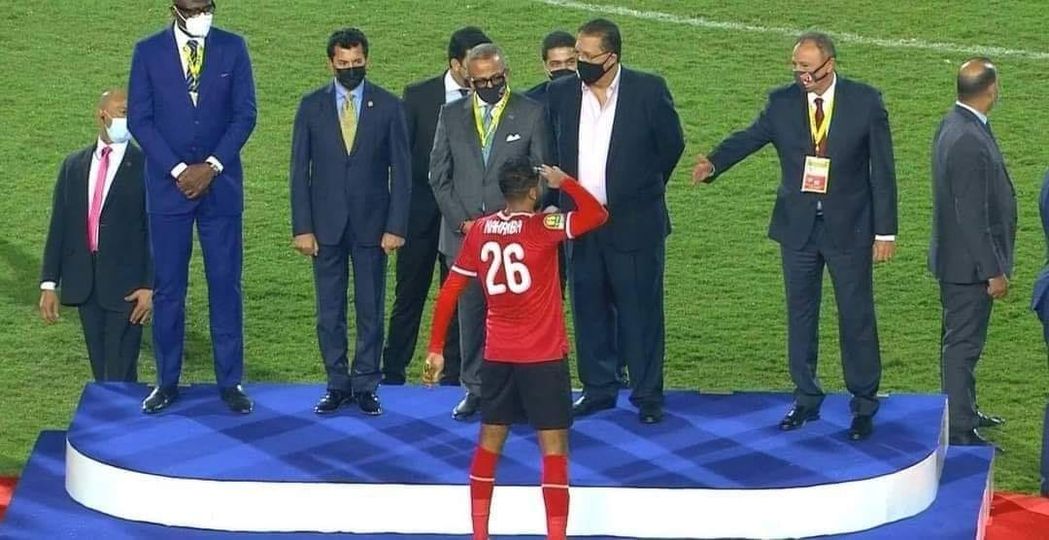 كهربا يكشف كواليس مشادة محمد شريف وعمرو السولية.. ويتحدث عن تعليمات موسيماني.