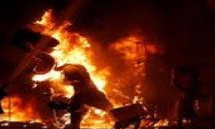 يشعل النار فى عشيقته لانهاء علاقتها معه والتوقف عن خيانة زوجها