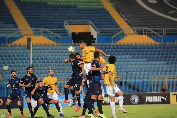 الأسماعيلى يتعادل مع بيراميدز فى الوقت القاتل في الدورى.